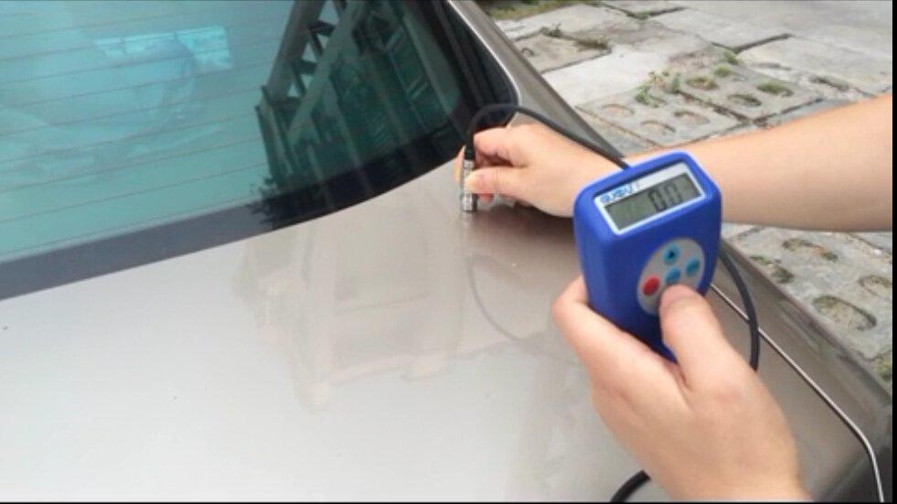 The first time we use coating thickness gauge to measure the car paint thickness